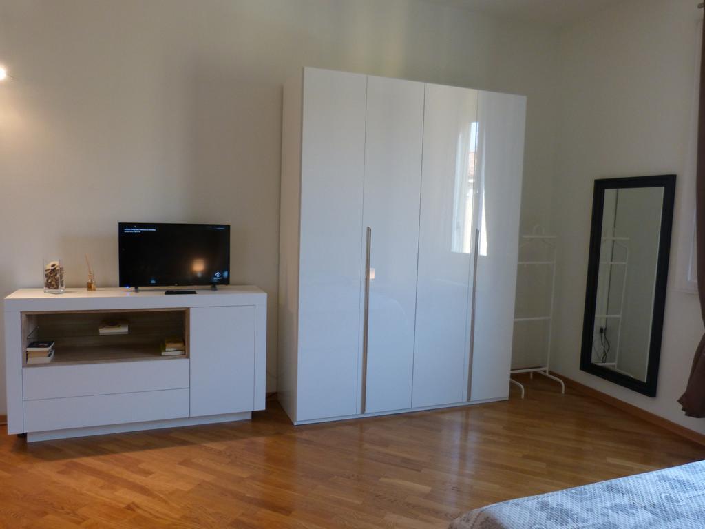 Apartamento Residenza Piazza Santo Stefano Bolonia Exterior foto