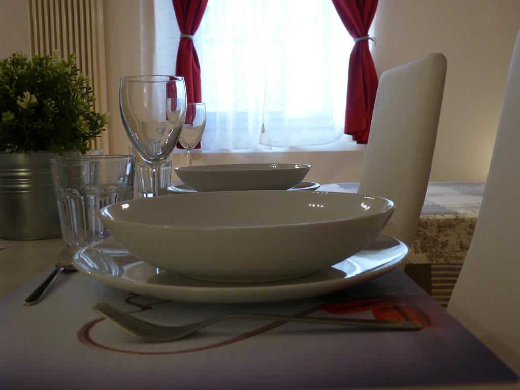Apartamento Residenza Piazza Santo Stefano Bolonia Exterior foto