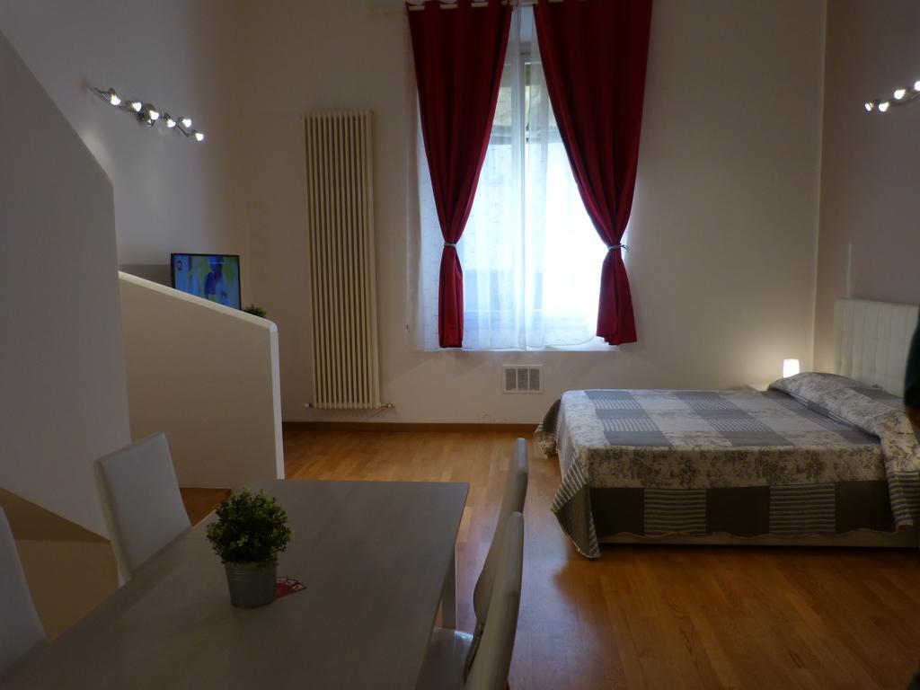 Apartamento Residenza Piazza Santo Stefano Bolonia Exterior foto